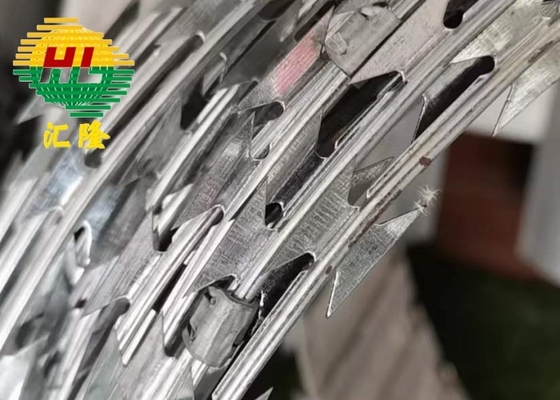 Fabbrica fornitura diretta vendita a caldo galvanizzato galvanizzato per l'Ucraina