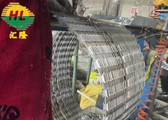 Prodotto per la protezione della sicurezza con filo spinato galvanizzato a caldo